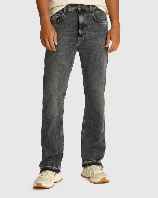 Jeans regular fit dritti neri con scoloriture Nero Uomo