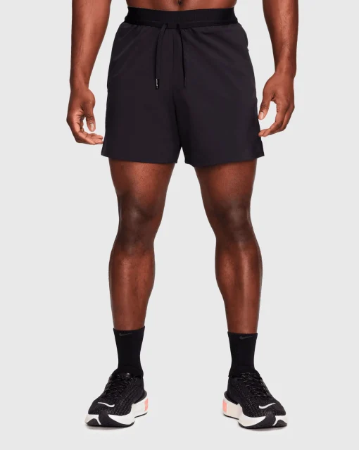 Nike Shorts versatili Dri-FIT 15 cm Nero Uomo