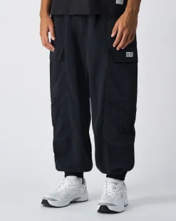 Pantaloni Cargo in Nylon Urban Contemporary Nero Uomo