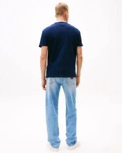 T-Shirt con Distintivo Tommy tono su tono Blu Uomo